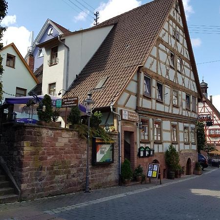Hotel Zum Burgtoerle à Wallduern Extérieur photo